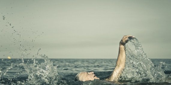 neu-da-roi-xuong-vuc-tham-cuoc-doi-loi-khuyen-cua-vi-dai-su-nay-se-tiep-them-suc-manh-cho-ban-ngay-lap-tuc