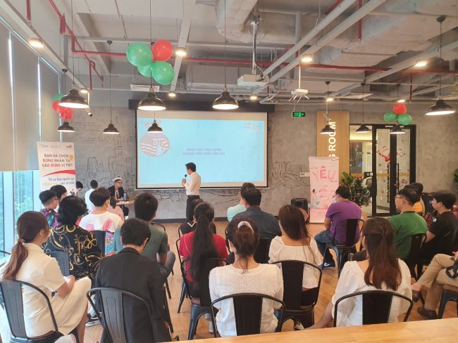 AD085CD9-C599-477C-96C2-34C68997D46F